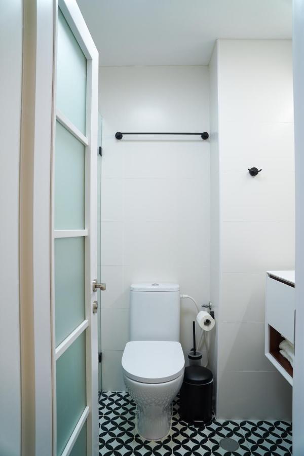 Beachfront Boutique Apartment Herzliya Экстерьер фото