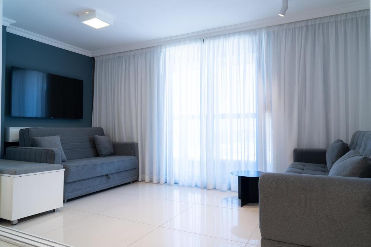 Beachfront Boutique Apartment Herzliya Экстерьер фото
