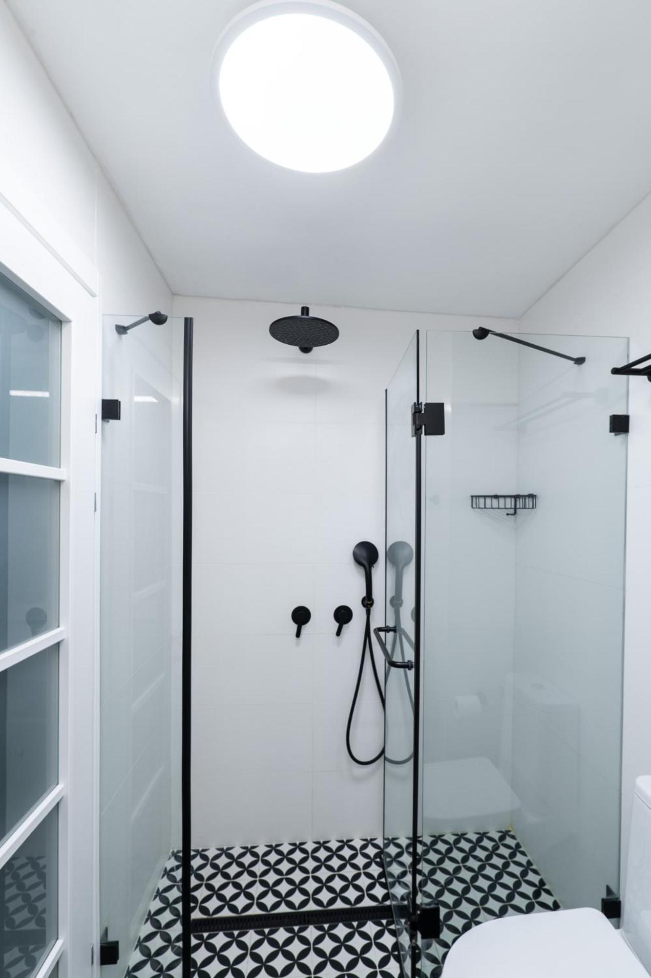 Beachfront Boutique Apartment Herzliya Экстерьер фото